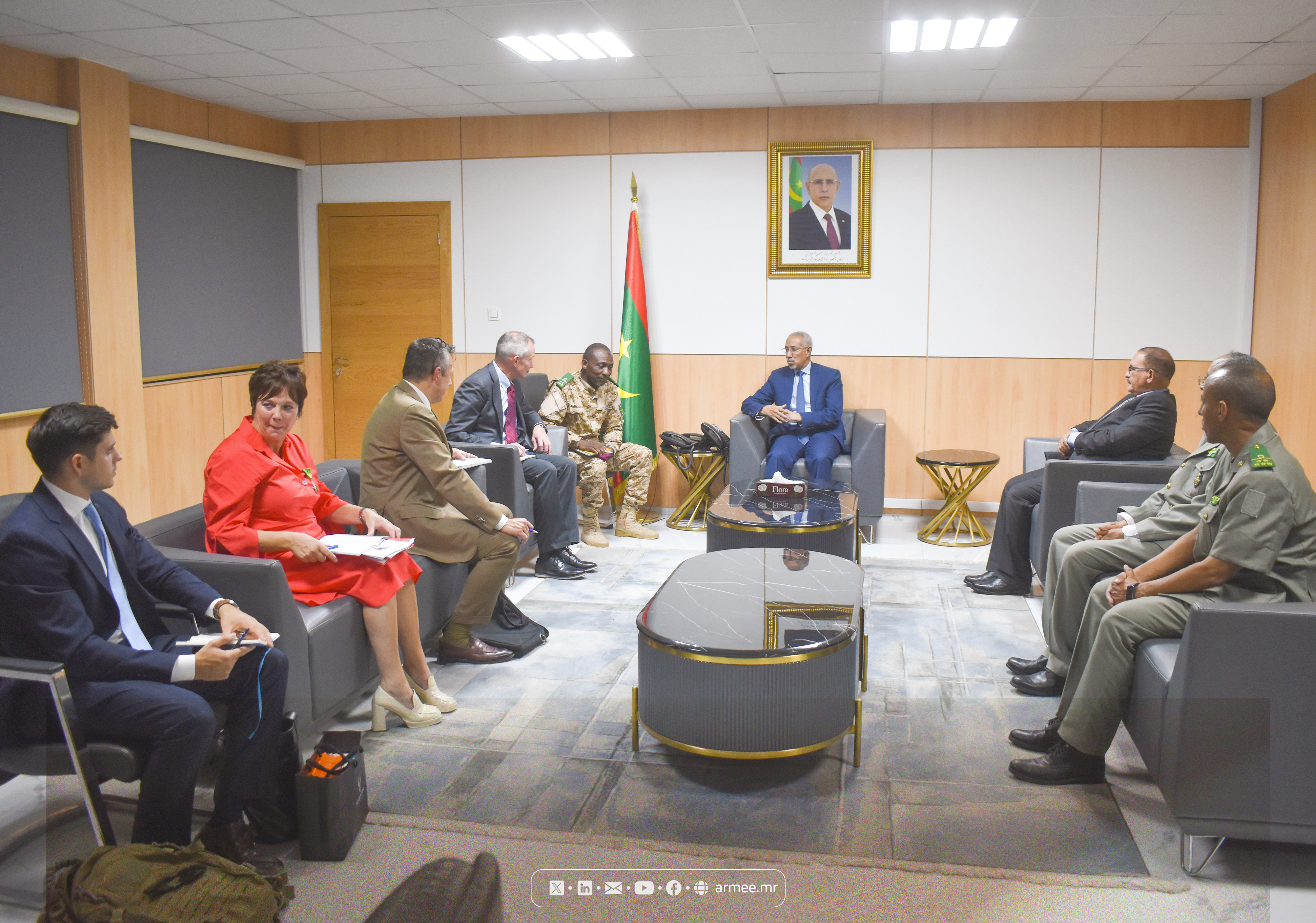 لقاء الوزير مع الأمين العام المساعد لحلف الناتو